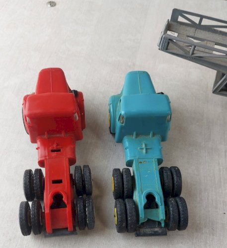 Ancien camion Berliet TBO remorque porte voiture, Norev, 1/43