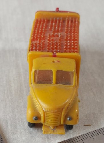 Ancien camion Ebro, plateau à boisson, Coca Cola, Anguplas ^