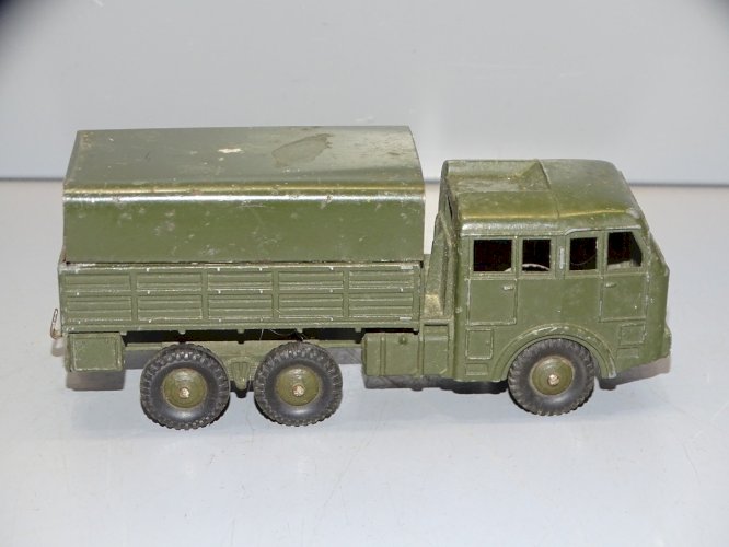 -ANCIEN CAMION TOUS TERRAIN MECCANO BERLIET DINKY TOYS COLLECTION JOUET ANCIEN D