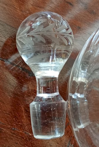 Ancien Carafon Petite Carafe Verre  Et Métal Argenté old  Decanter Décor Gravé