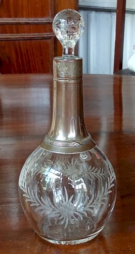Ancien Carafon Petite Carafe Verre  Et Métal Argenté old  Decanter Décor Gravé