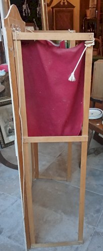 Ancien castelet théâtre marionnettes  Guignol Jouet ancien La Belle Et Clochard