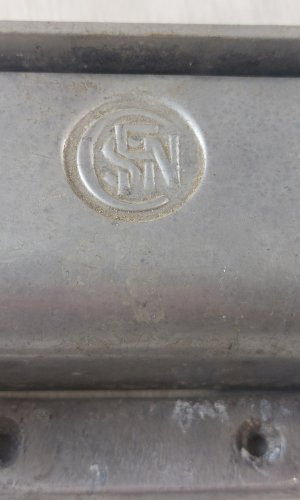 Ancien cendrier mural basculant, publicitaire, SNCF