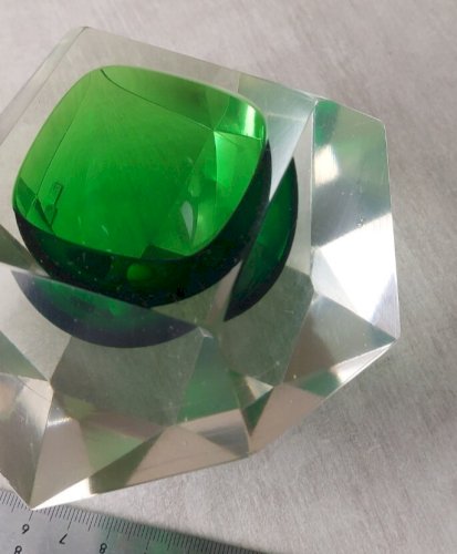 Ancien cendrier, verre de Murano, vert, forme diamant, Sommerso, Flavio Poli