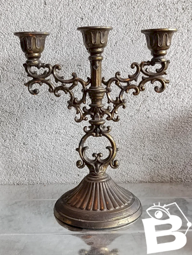 ancien chandelier à 3 banches en laiton ou metal doré en bon etat