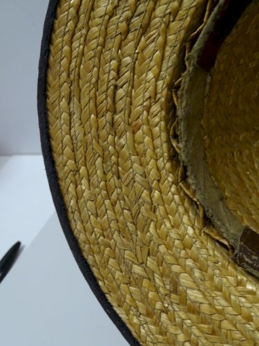 -ANCIEN CHAPEAU TYPE COLONIAL en PAILLE très très Fine Le MODERN CASQUE