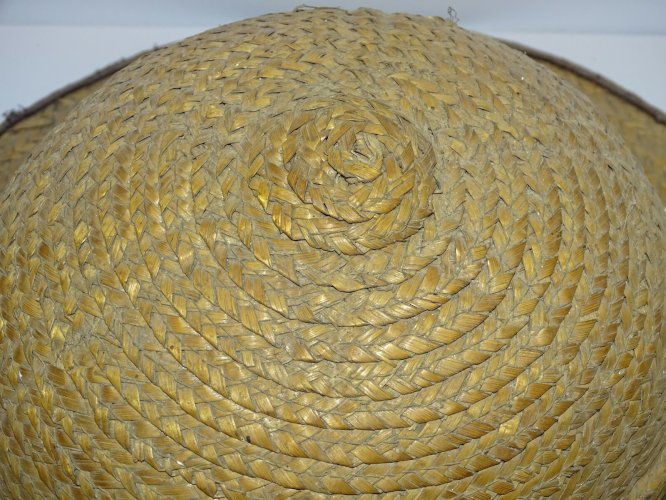 -ANCIEN CHAPEAU TYPE COLONIAL en PAILLE très très Fine Le MODERN CASQUE