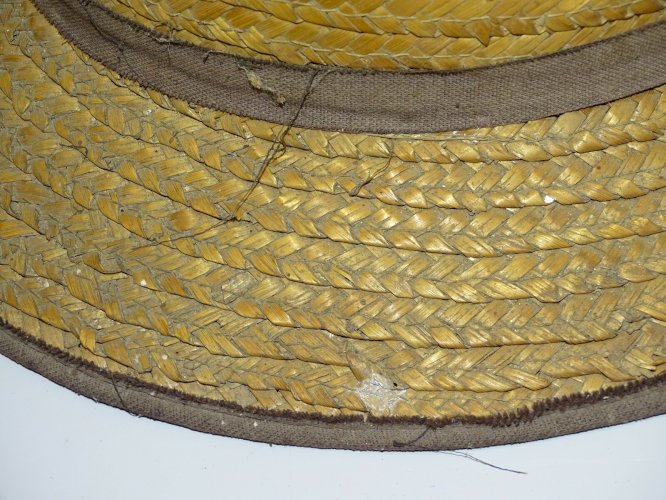 -ANCIEN CHAPEAU TYPE COLONIAL en PAILLE très très Fine Le MODERN CASQUE