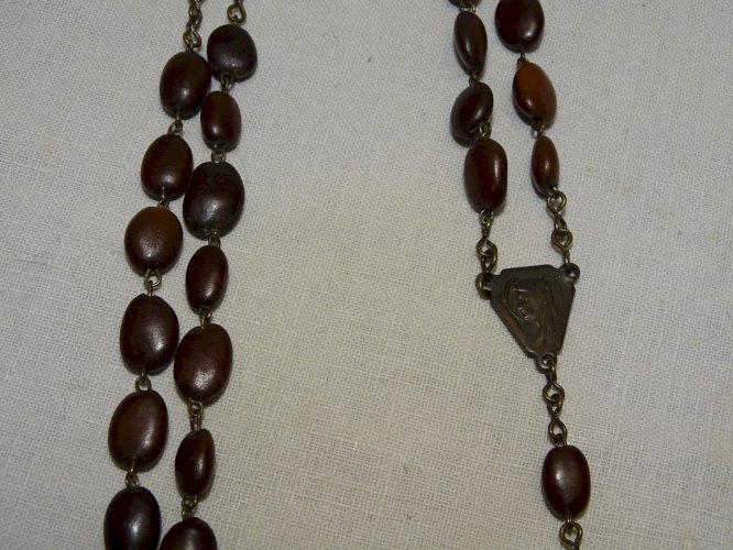 -ANCIEN CHAPELET CROIX RELIQUAIRE AVEC TERRE DES CATACOMBES ROMA JESUS   D