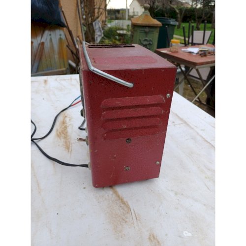 Ancien Chargeur de Batterie Type B 120 V 220 V 12v 6 v