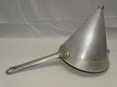 - ANCIENT ALUMINUM CHINESE BY TOURNUS KITCHEN DECOR COLLECTION D