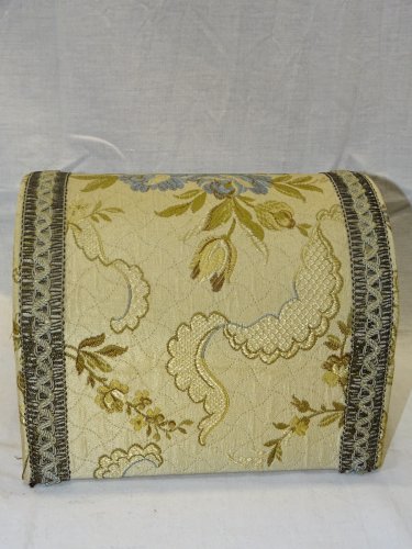 -ANCIEN COFFRET A BIJOUX ou AUTRE EN CARTON Habillé de TISSU TAPISSERIE    D
