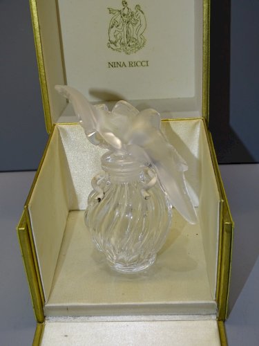 -ANCIEN COFFRET BOITE NINA RICCI L'AIR DU TEMPS FLACON LALIQUE VIDE COLLECTION D