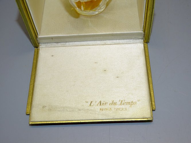 -ANCIEN COFFRET BOITE NINA RICCI L'AIR DU TEMPS FLACON LALIQUE VIDE COLLECTION D