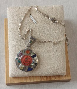 Ancien collier avec pendentif, calendrier péruvien / inca, en argent