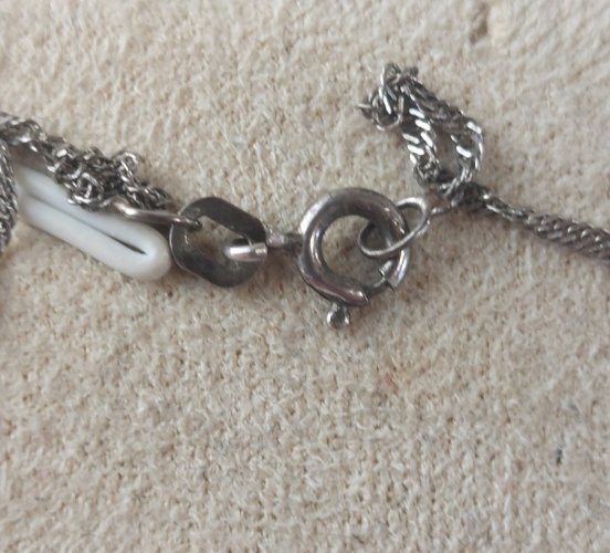 Ancien collier en argent massif, décor strass ^