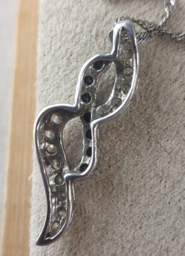 Ancien collier en argent massif, décor strass ^