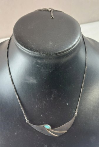 Ancien collier, en argent massif, turquoise