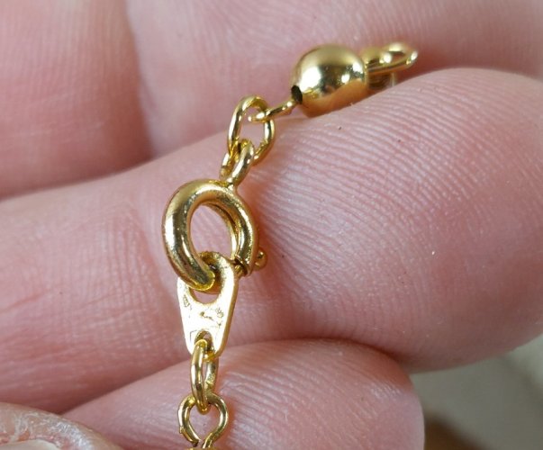 Ancien collier, en métal doré