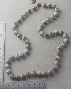 Ancien collier en perles émaillées et cloisonnées, vintage