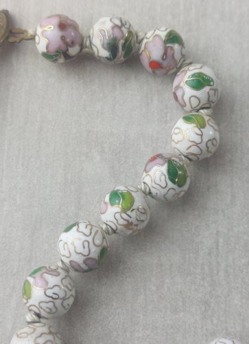 Ancien collier en perles émaillées et cloisonnées, vintage