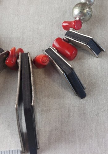 Ancien collier Jot ^