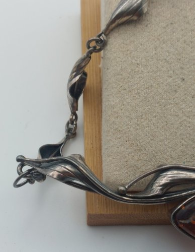 Ancien collier, pierre ambre de la Baltique et argent massif