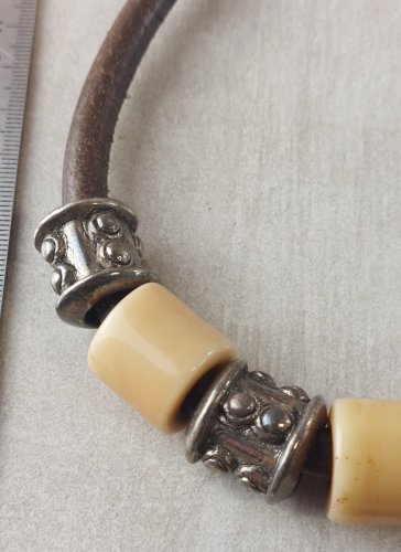 Ancien collier rigide / torque Ubu ^