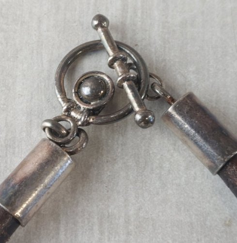 Ancien collier rigide / torque Ubu ^