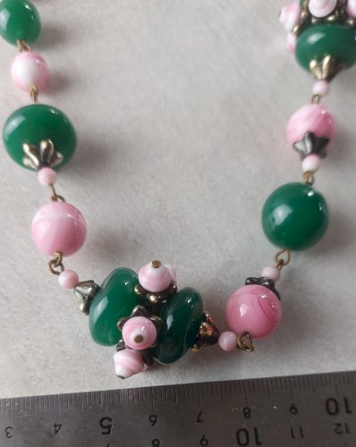 Ancien collier sautoir de perles, en verre de Murano