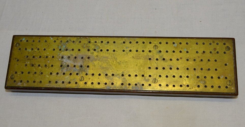 -ANCIEN COMPTEUR DE POINTS PLANCHE DE CRIBBAGE VINTAGE JEU DE CARTES     D