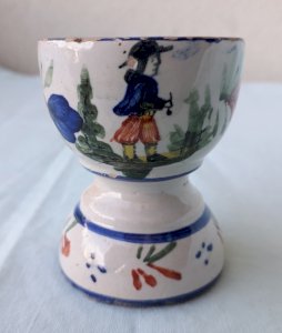 Old egg cup Quimper