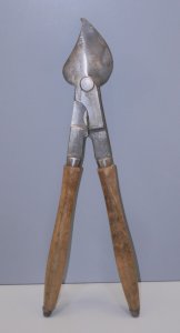-ANCIEN COUPE BRANCHE Avec Une Marque Gravée & France MANCHE BOIS OUTILS     D