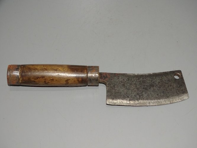 -ANCIEN COUPERET HACHOIR FER Forgé manche BOIS  DECO CUISINE COLLECTION  D