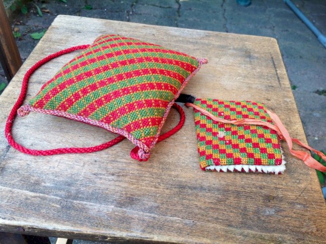 Ancien coussin pique épingle à chapeau présentoir boudoir début 20ème +