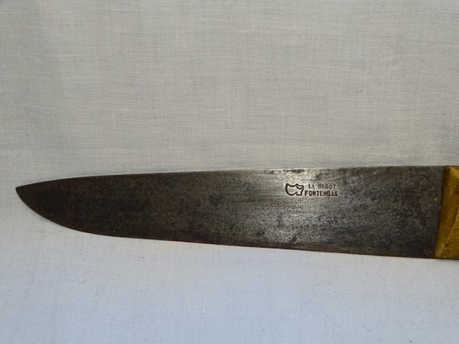 -ANCIEN COUTEAU de CUISINE MANCHE BOIS LAME GRAVEE LE SABOT FONTENILLE    D