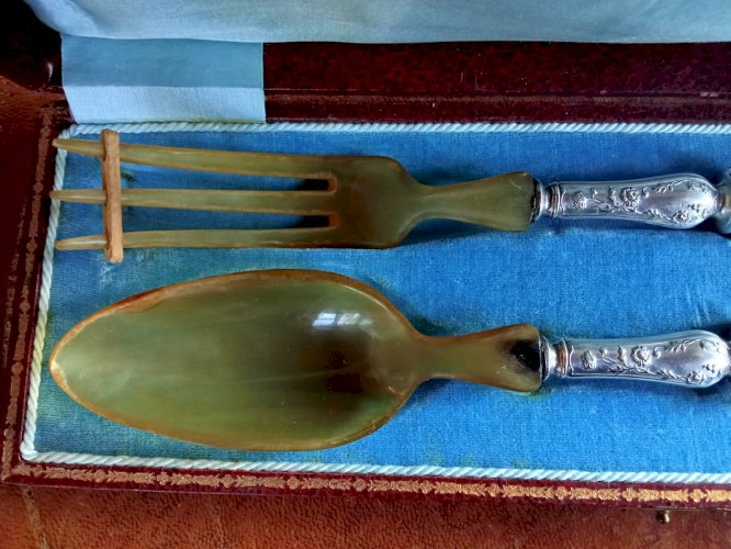 Ancien Couvert À Salade Couvert De Service Métal Argenté Corne Art De La Table