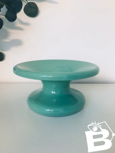 Ancien crachoir opaline