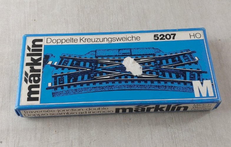 Ancien croisement électrique / traversée jonction double, Märklin 5207, en HO