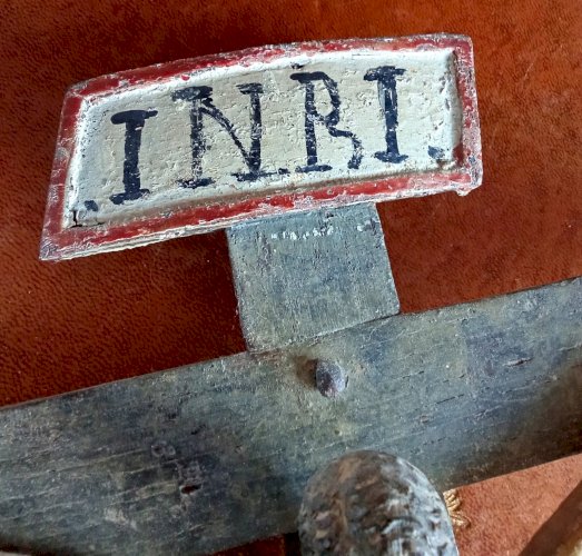 Ancien Crucifix Jésus Christ Bois Polychrome 19 Ème Siècle Objet Dévotion