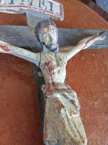 Ancien Crucifix Jésus Christ Bois Polychrome 19 Ème Siècle Objet Dévotion