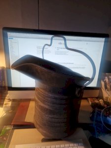 Ancien décalitre en tôle patiné seau à anse verseur