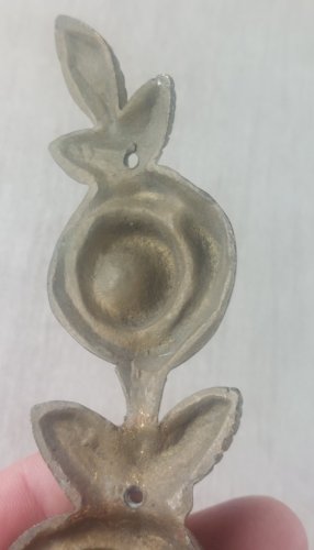 Ancien décor / ornement de meuble, décor roses, en bronze