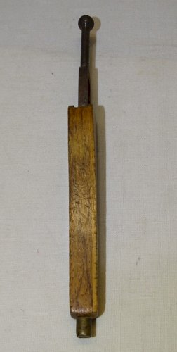 -ANCIEN DIAPASON ACCORDEUR DANS SON ETUI BOIS COLLECTION MUSIQUE VITRINE    D
