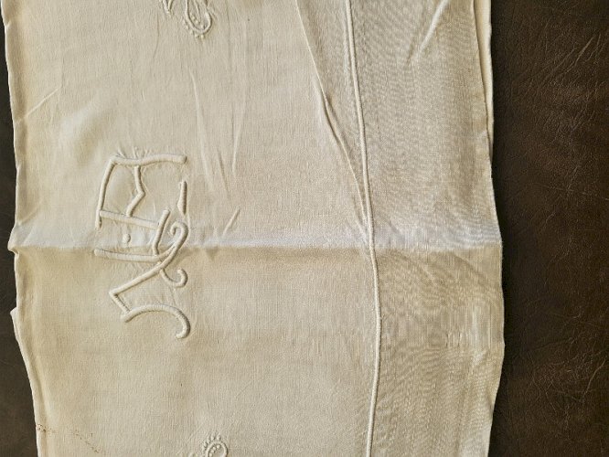 ANCIEN DRAP EN LIN MONOGRAMME NA N°3