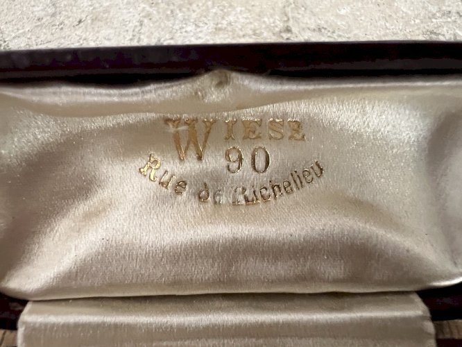 Ancien Écrin Boutons  Maison Wiese  Rue Richelieu Paris XIXe siècle Joaillerie