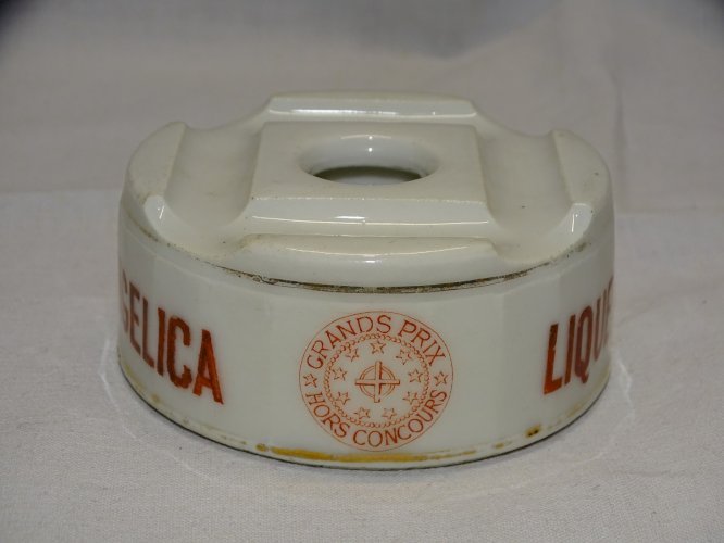 -ANCIEN ENCRIER CERAMIQUE PUBLICITE LIQUEUR ANGELICA MATHA GRAND PRIX   D