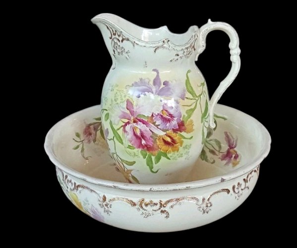 Ancien Ensemble de toilette Broc Vasque Décor Fleurs Royal Bonn Franz Mehlem