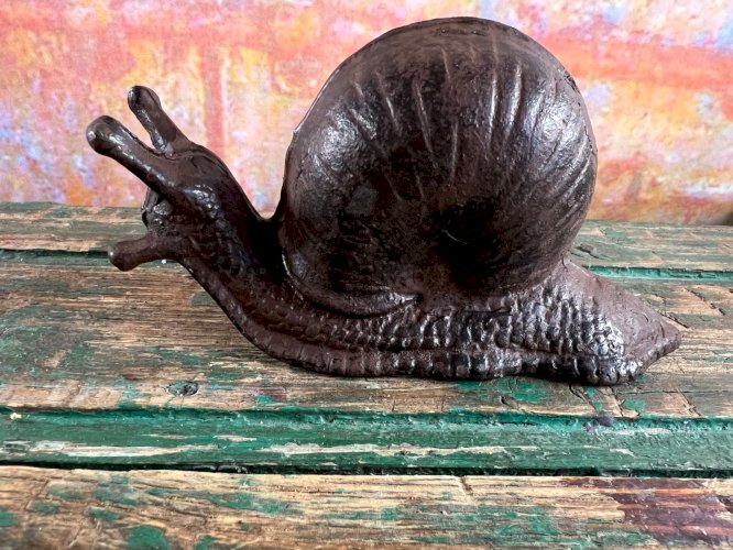 Ancien escargot en fonte – décoration de jardin ou presse-papiers – XIXe siècle