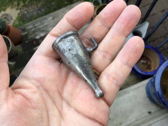 Ancien Eteignoir à Bougie en étain XIXÈME